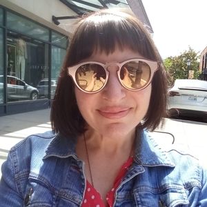 Meet your Posher, Alison